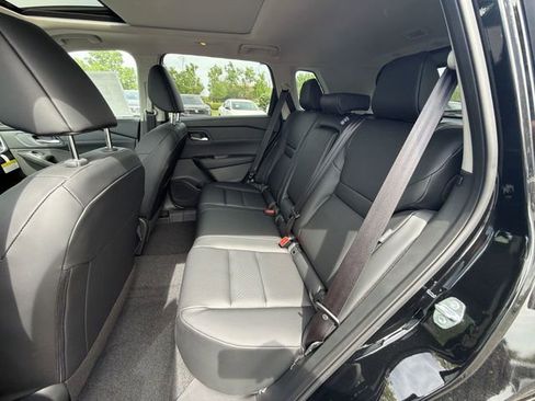 New 2026 Nissan Rogue SV AWD/4WD image 22