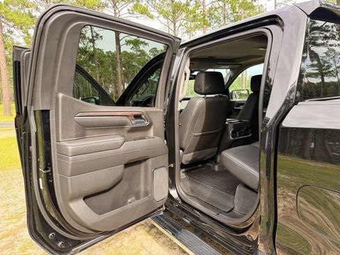 Used 2022 GMC Sierra 1500 SLT w/ SLT Premium Plus Package AWD/4WD image 24