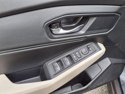 Used 2024 Honda Accord EX image 17