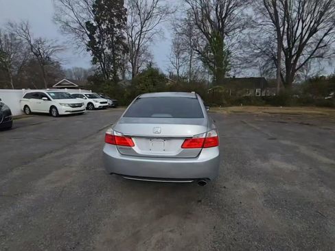 Used 2013 Honda Accord LX image 3