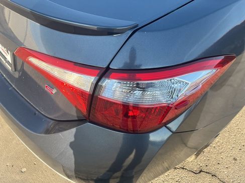 Used 2015 Toyota Corolla S image 46