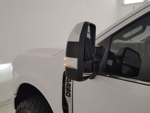 Certified 2024 Ford F250 Limited w/ FX4 Off-Road Package image 22