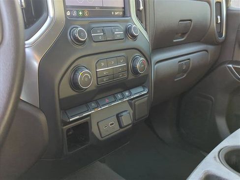 Used 2020 Chevrolet Silverado 1500 LT w/ Bed Protection Package RWD image 12