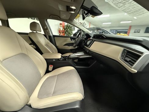 Used 2018 Honda Clarity Plug-In Hybrid image 13