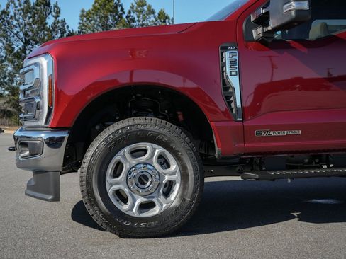 New 2026 Ford F250 XLT w/ XLT Premium Package image 4