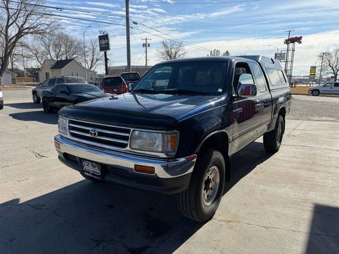 Used 1995 Toyota T100 SR5 image 4