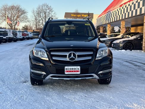 Used 2014 Mercedes-Benz GLK 350 4MATIC image 2