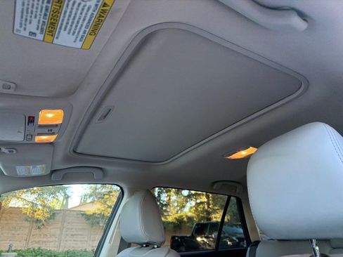 Used 2018 Subaru Outback 3.6R Limited image 13