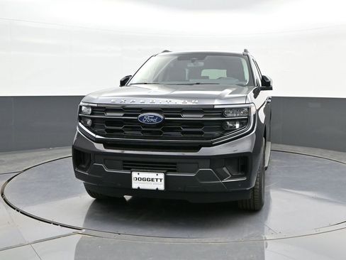 New 2025 Ford Expedition Active image 28