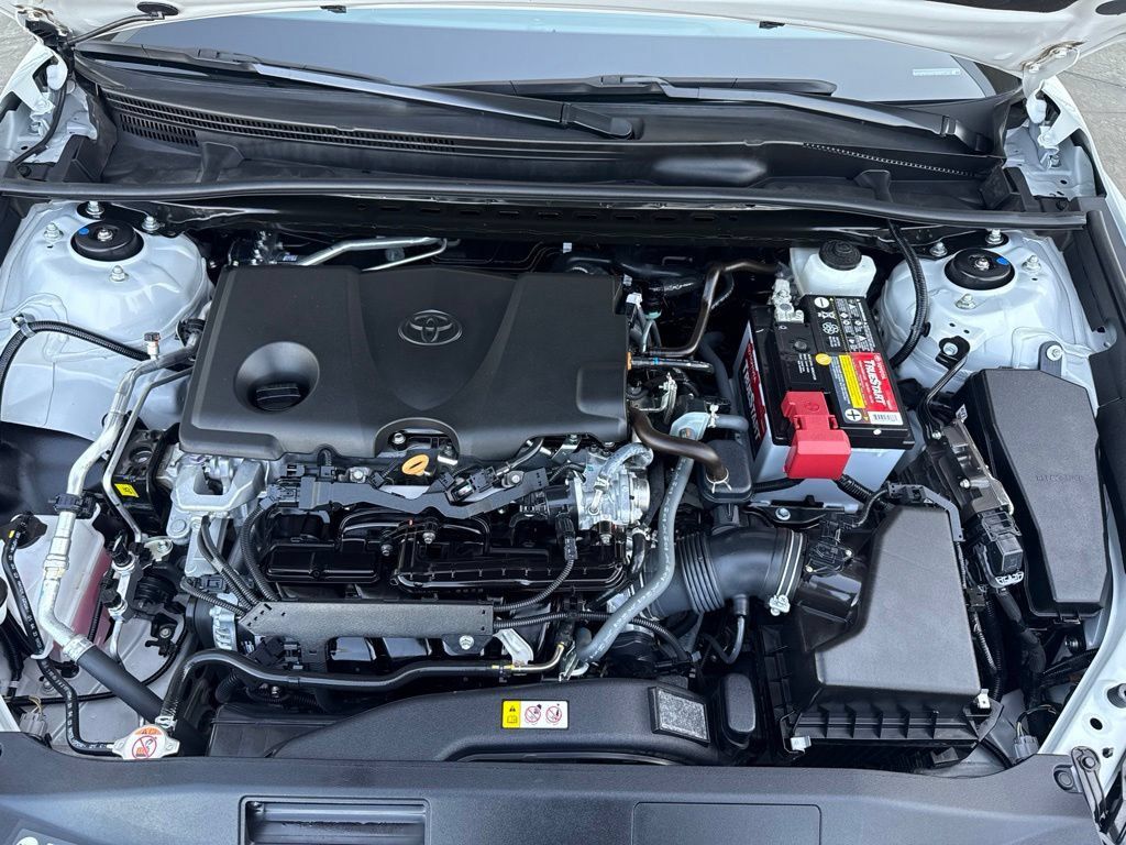 Used 2024 Toyota Camry SE FWD image 16