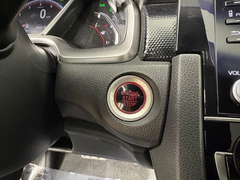 Used 2020 Honda Civic Sport image 21