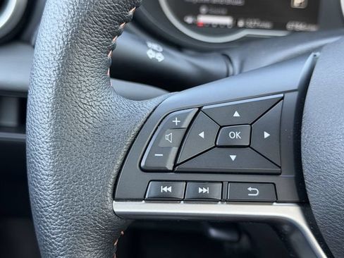 Used 2025 Nissan Versa SR w/ Trunk Package FWD image 22