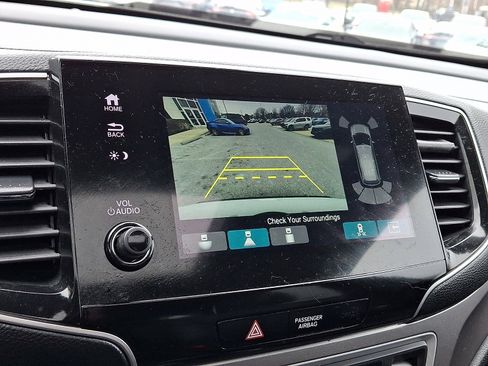 Used 2023 Honda Passport EX-L image 18