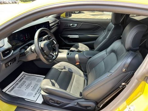 Used 2025 Ford Mustang Premium RWD image 14