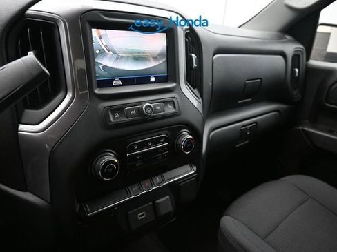 Used 2020 Chevrolet Silverado 1500 Custom w/ Custom Value Package AWD/4WD image 12