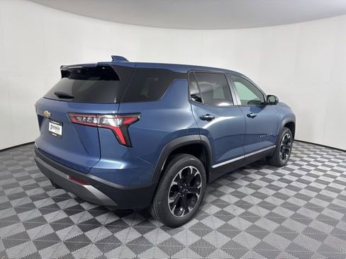 New 2026 Chevrolet Equinox LT w/ Convenience Package II FWD image 3