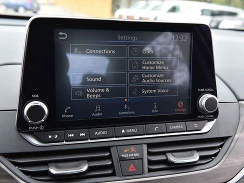 Certified 2025 Nissan Altima 2.5 SV image 14