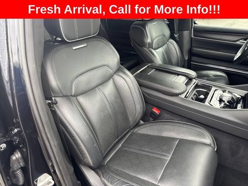 Used 2024 Jeep Grand Wagoneer Series II Obsidian w/ Quick Order Packagew 28T AWD/4WD image 15