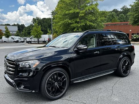 New 2026 Mercedes-Benz GLS 450 4MATIC image 4