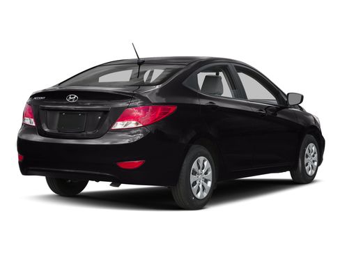 Used 2016 Hyundai Accent SE image 2