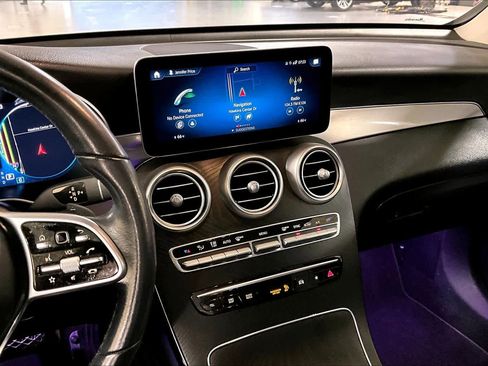 Used 2021 Mercedes-Benz GLC 300 image 8