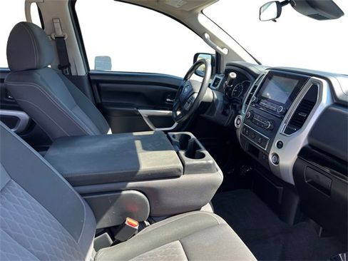 Used 2021 Nissan Titan SV w/ Accessory Utility Package image 20