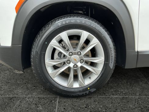 Used 2021 Chevrolet TrailBlazer LS FWD image 14
