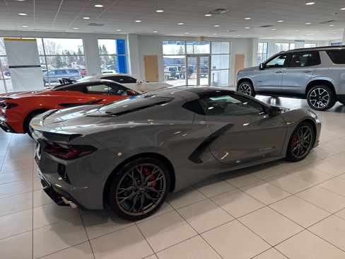 Used 2024 Chevrolet Corvette 2LT image 3