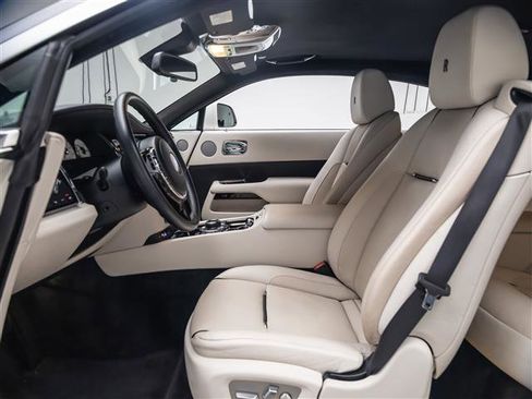 Used 2016 Rolls-Royce Wraith image 30