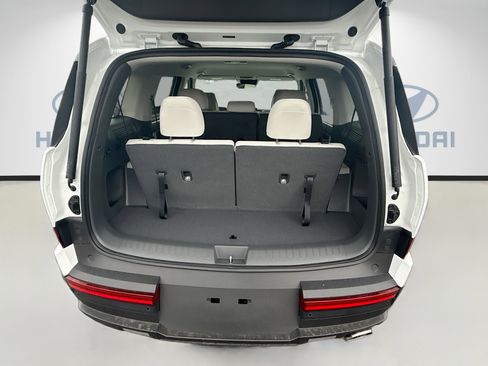 New 2026 Hyundai Santa Fe SE FWD image 18