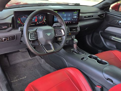 Used 2024 Ford Mustang Coupe RWD image 9