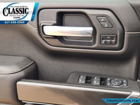 Used 2021 GMC Sierra 1500 AT4 w/ AT4 Preferred Package image 24