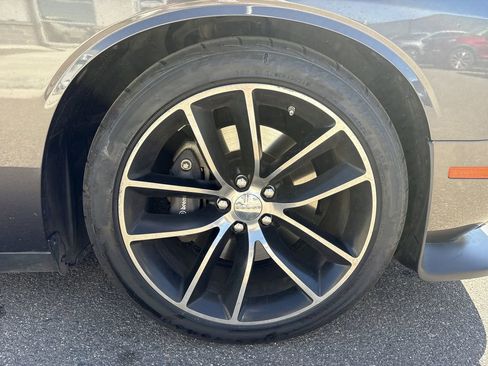 Used 2016 Dodge Challenger R/T Scat Pack image 28