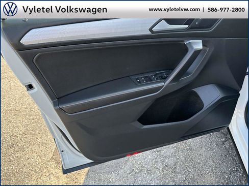 Certified 2023 Volkswagen Tiguan S image 15