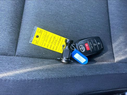Used 2026 Toyota Camry LE w/ Convenience Package FWD image 15
