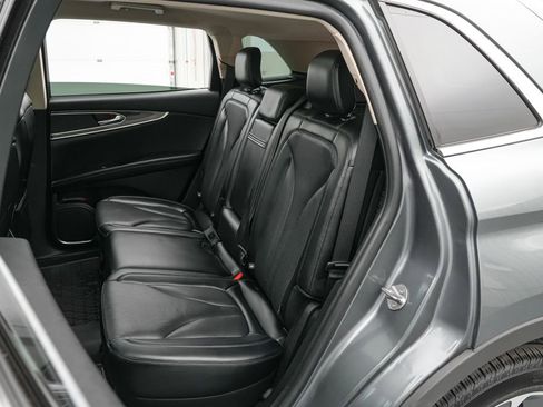 Used 2023 Lincoln Nautilus Reserve AWD/4WD image 20