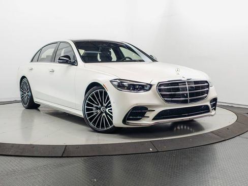 Used 2023 Mercedes-Benz S 580 4MATIC Sedan w/ AMG Line image 1