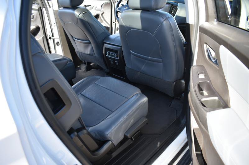 Used 2019 Chevrolet Traverse Premier w/ LPO, 'HIT The Road' Package AWD/4WD image 17