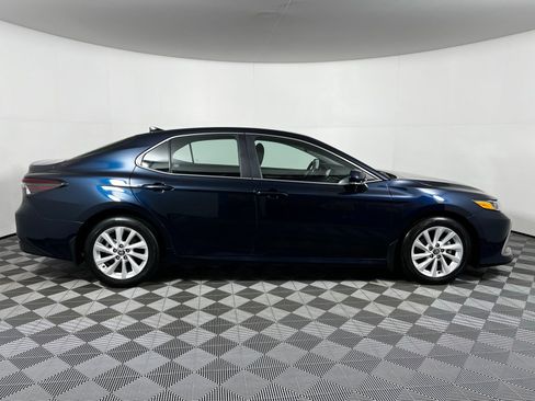Used 2021 Toyota Camry LE w/ Cold Weather Package image 4