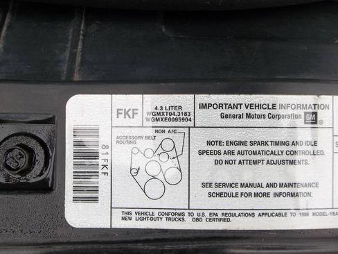Used 1998 Chevrolet S10 Pickup LS w/ Preferred Equipment Group RWD image 15