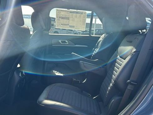 New 2026 Ford Explorer ST-Line w/ ST-Line Street Pack image 15