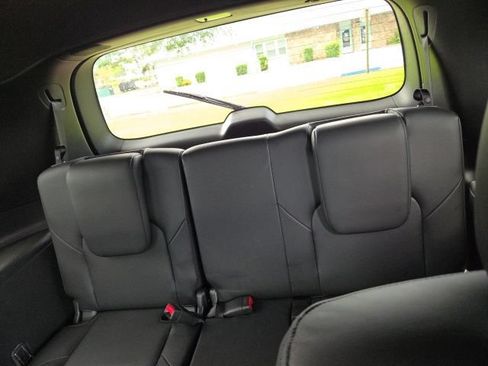 Used 2024 Nissan Armada SL w/ Midnight Edition Package RWD image 13