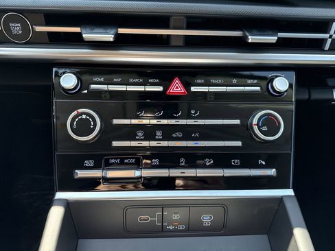 New 2026 Hyundai Santa Fe SE image 21