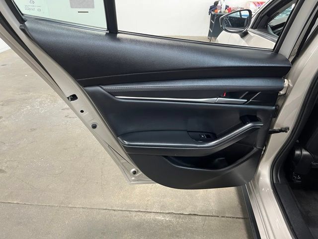 Used 2024 MAZDA MAZDA3 s FWD image 20