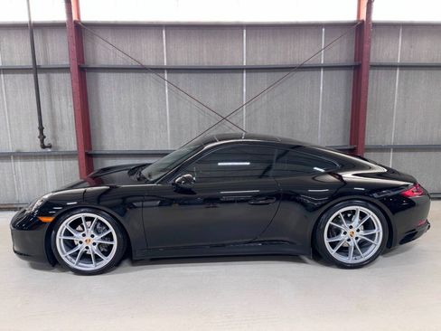 Used 2019 Porsche 911 Carrera image 5