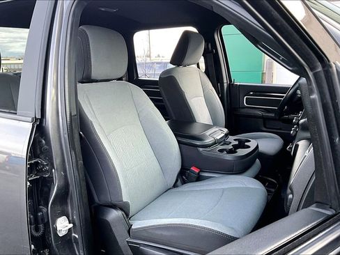 Used 2024 RAM 3500 Big Horn image 7