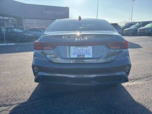 Used 2022 Kia Forte LXS image 5