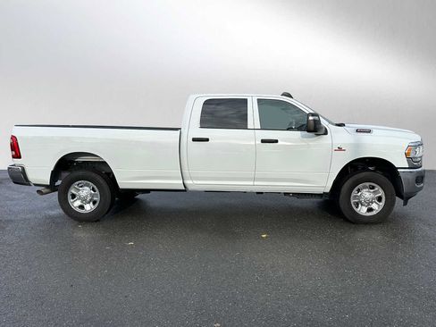 Used 2024 RAM 2500 Tradesman w/ Chrome Appearance Group image 2