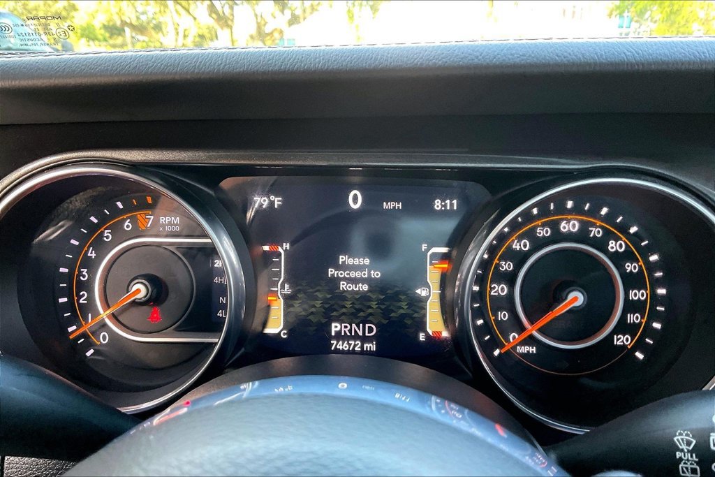 Used 2019 Jeep Wrangler Unlimited Sahara AWD/4WD image 7