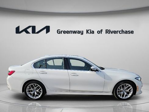 Used 2025 BMW 330i Sedan RWD image 7